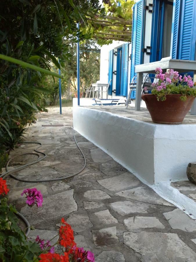 Aloni Apartamento Kamilárion Exterior foto